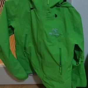 Arc'teryx Goretex Beta SL rainjacket